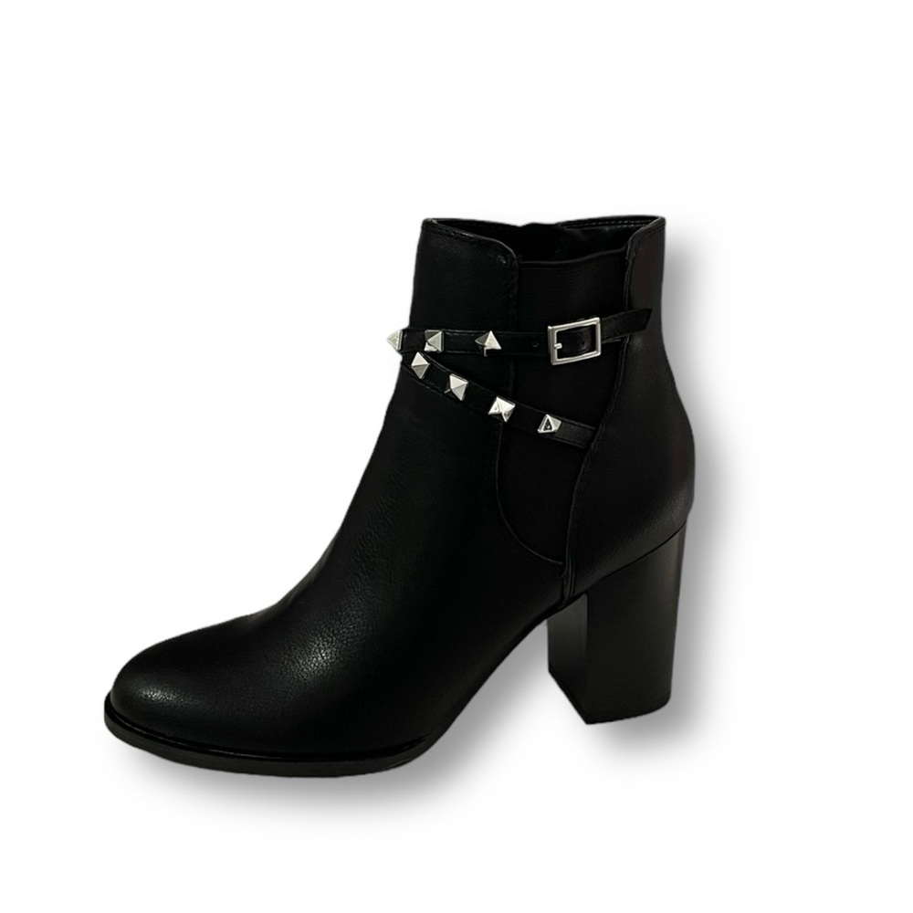 Nine West boots new